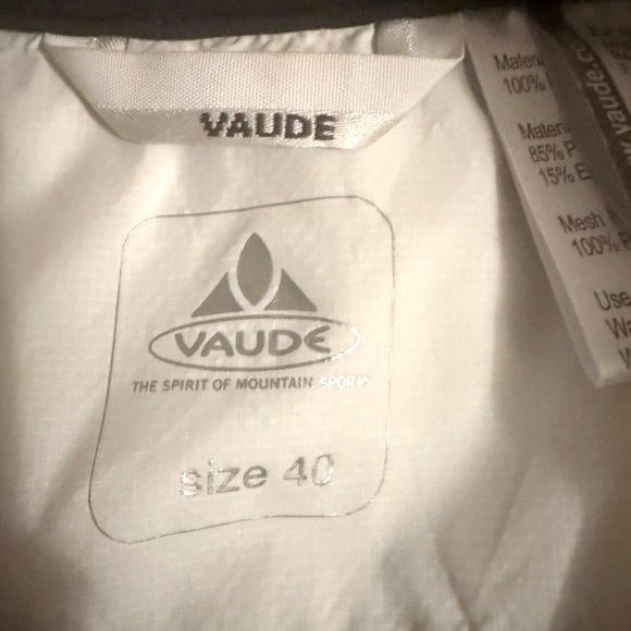 Vaude White Sleeveless Vest size 40 - Picture 3 of 9